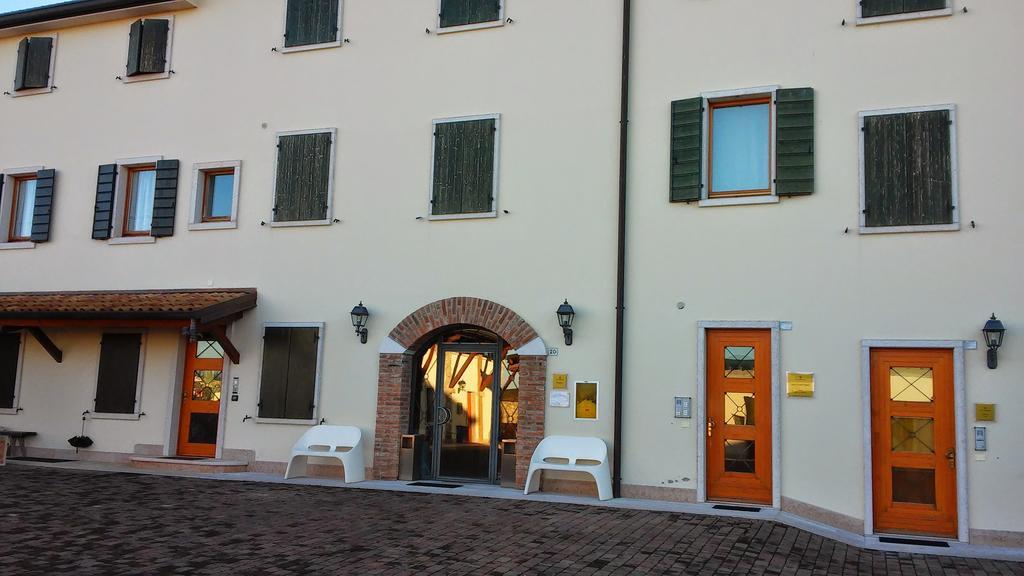 Relais Corte Pontigliardo Colà Kültér fotó