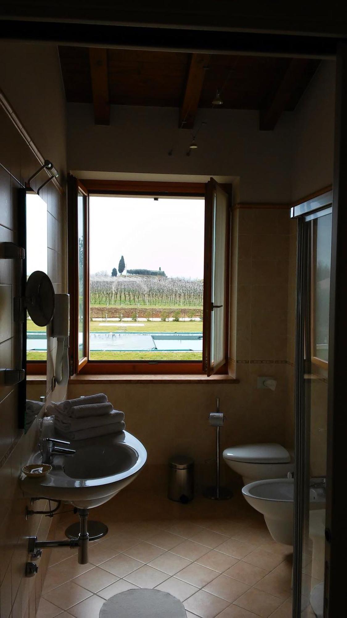 Relais Corte Pontigliardo Colà Szoba fotó
